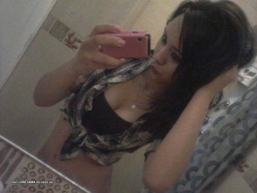 12P Tight Latina teen selfshooting and posing with friends