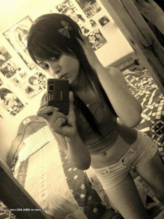 12P Tight Latina teen selfshooting and posing with friends