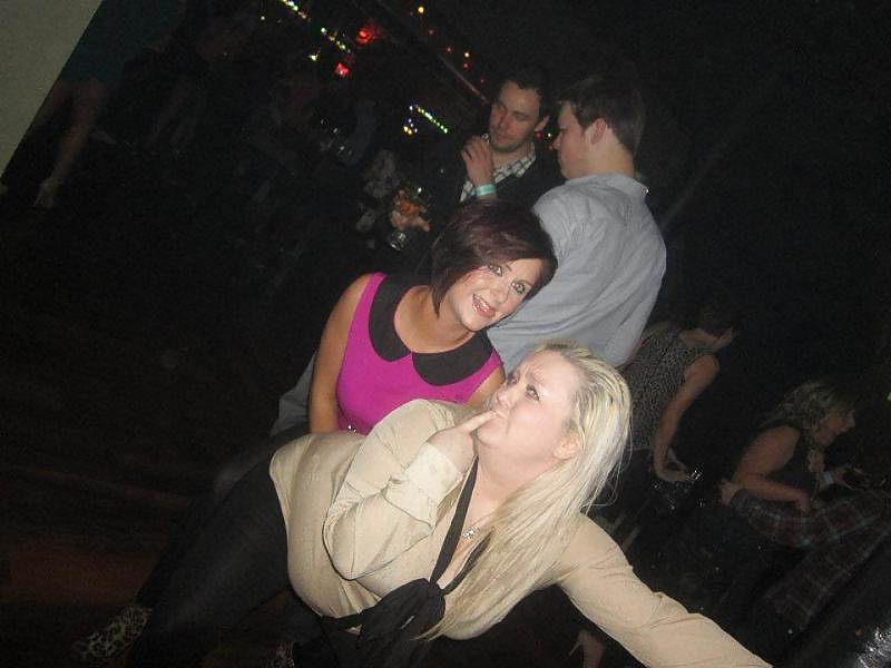 6P Blonde BBW wants orgy
