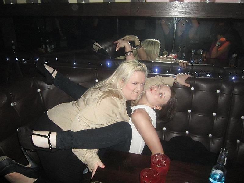 6P Blonde BBW wants orgy