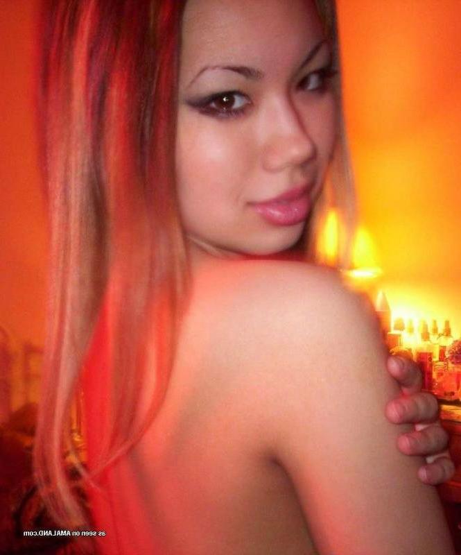 4P Cheap asian slut fucked for a dollar