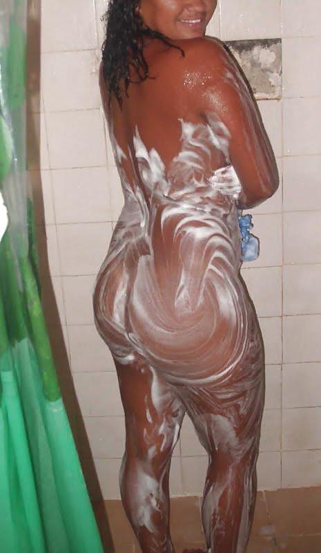 25P HOT AMATEUR LATINA