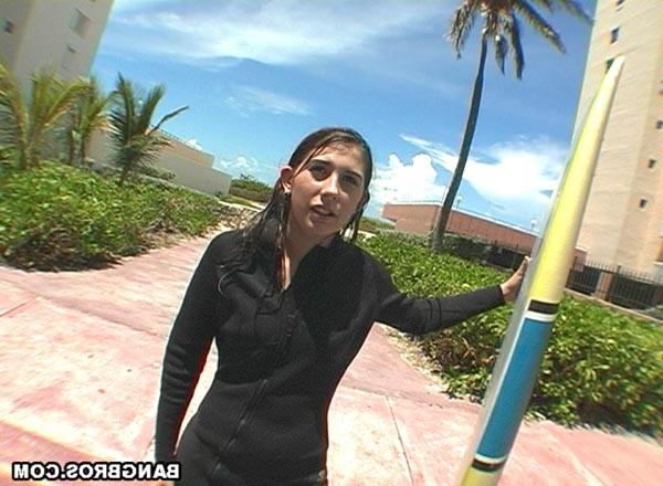 16P She is a surfer!