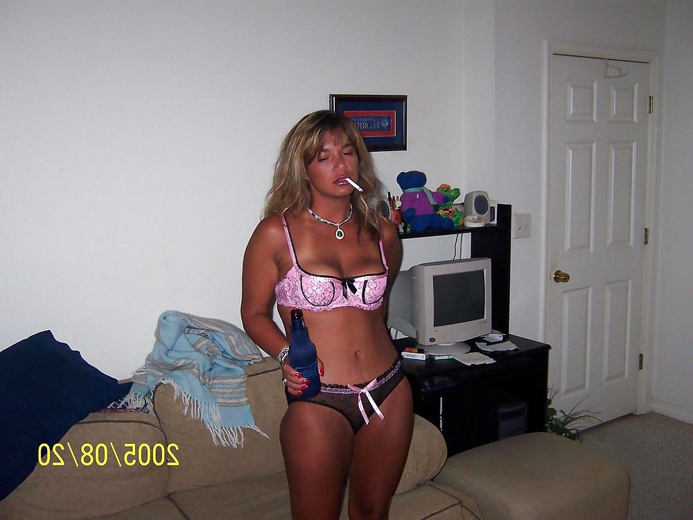 25P Busty Latina Babe