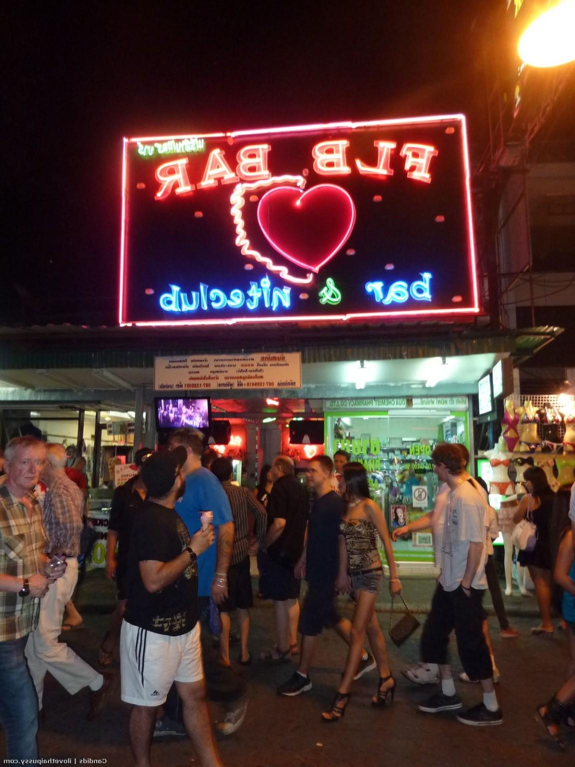 12P Sex Tourist in Thailand bareback fucking an asian massage whore