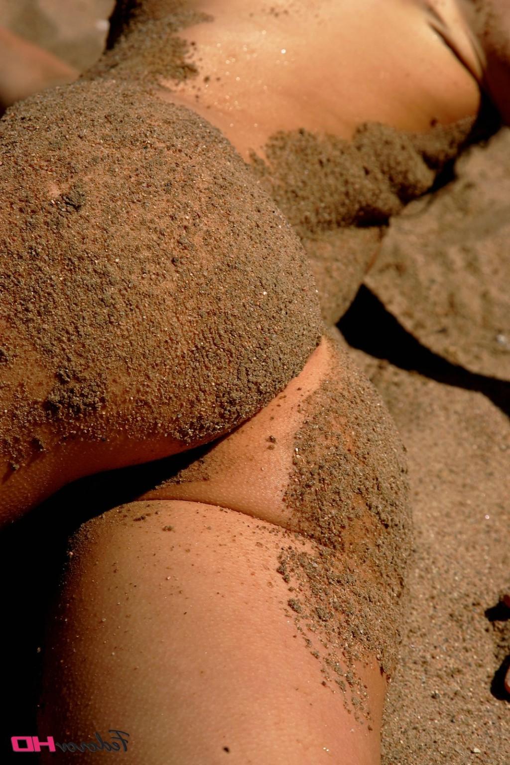 12P Fedorov-hd-Vika-sand-stories-sweet-russian-teen-naked-beach