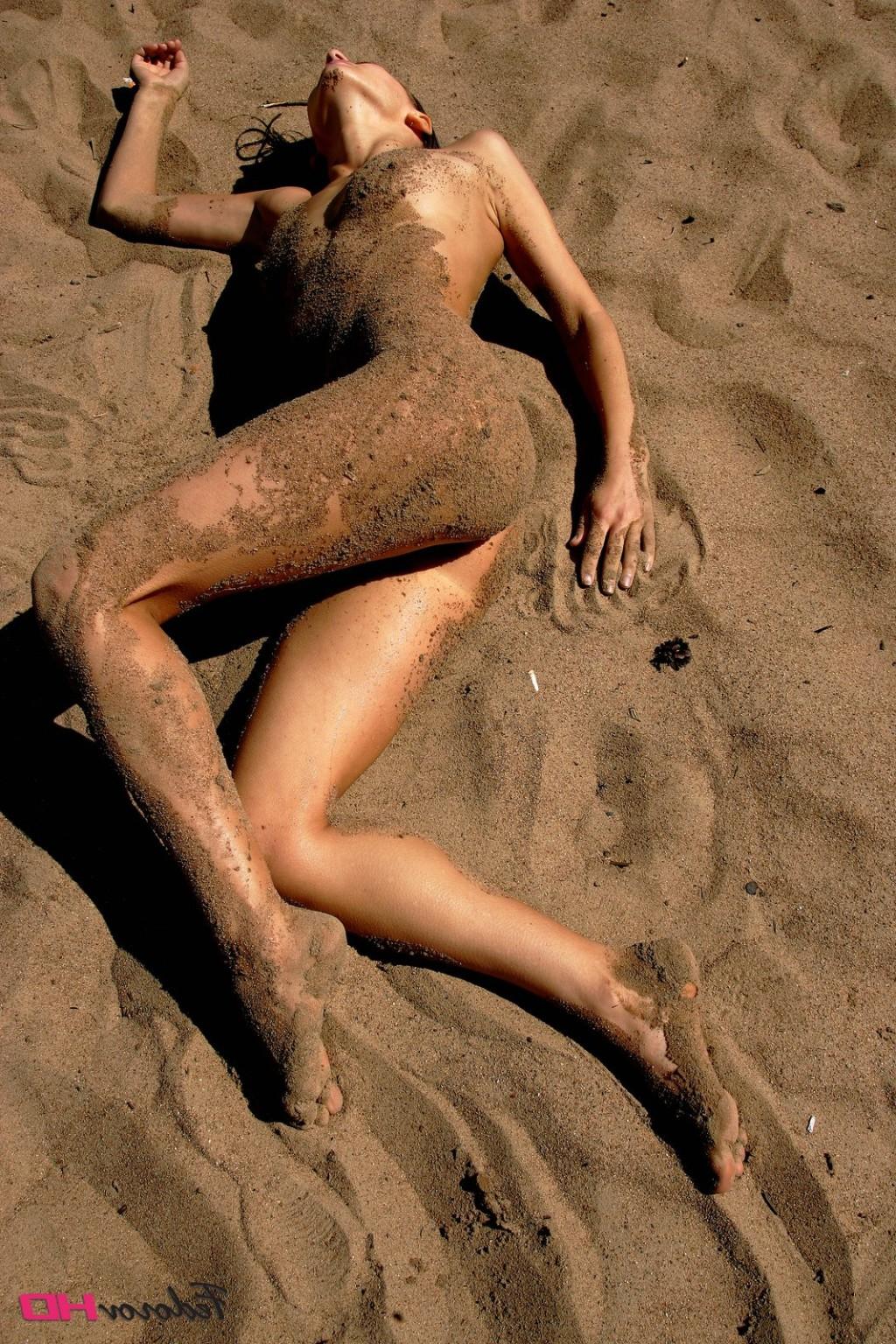 12P Fedorov-hd-Vika-sand-stories-sweet-russian-teen-naked-beach