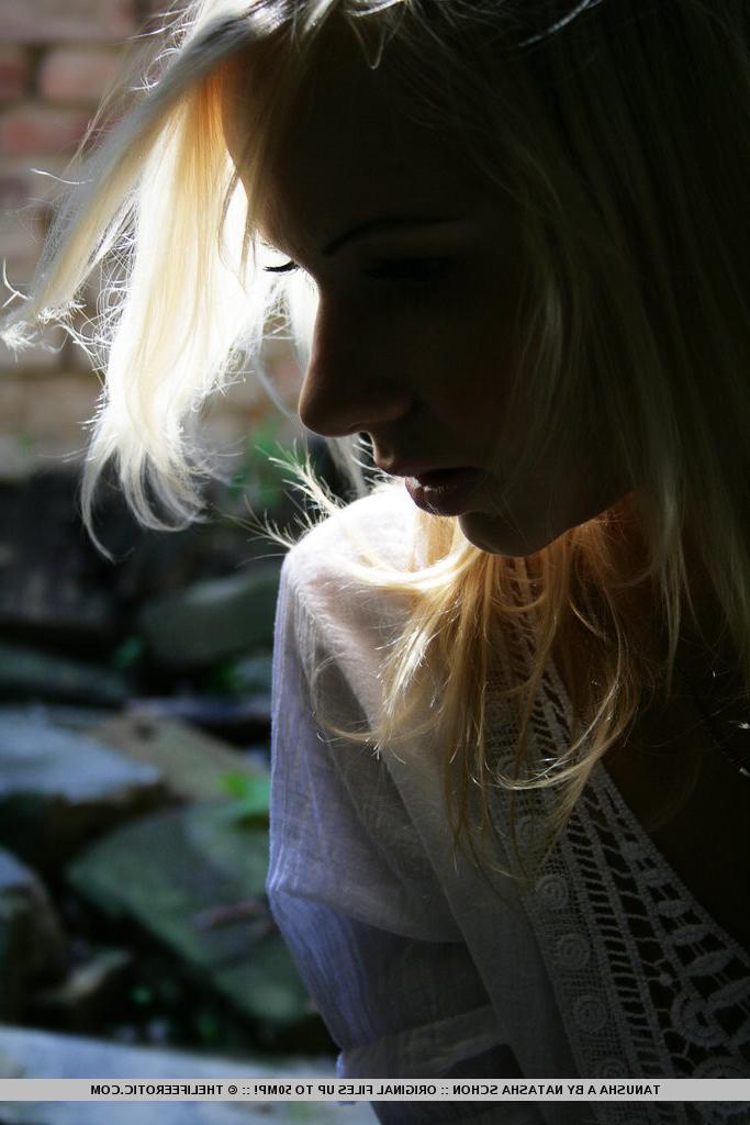 16P Beata removes her blindfold and finds herself in a strange place