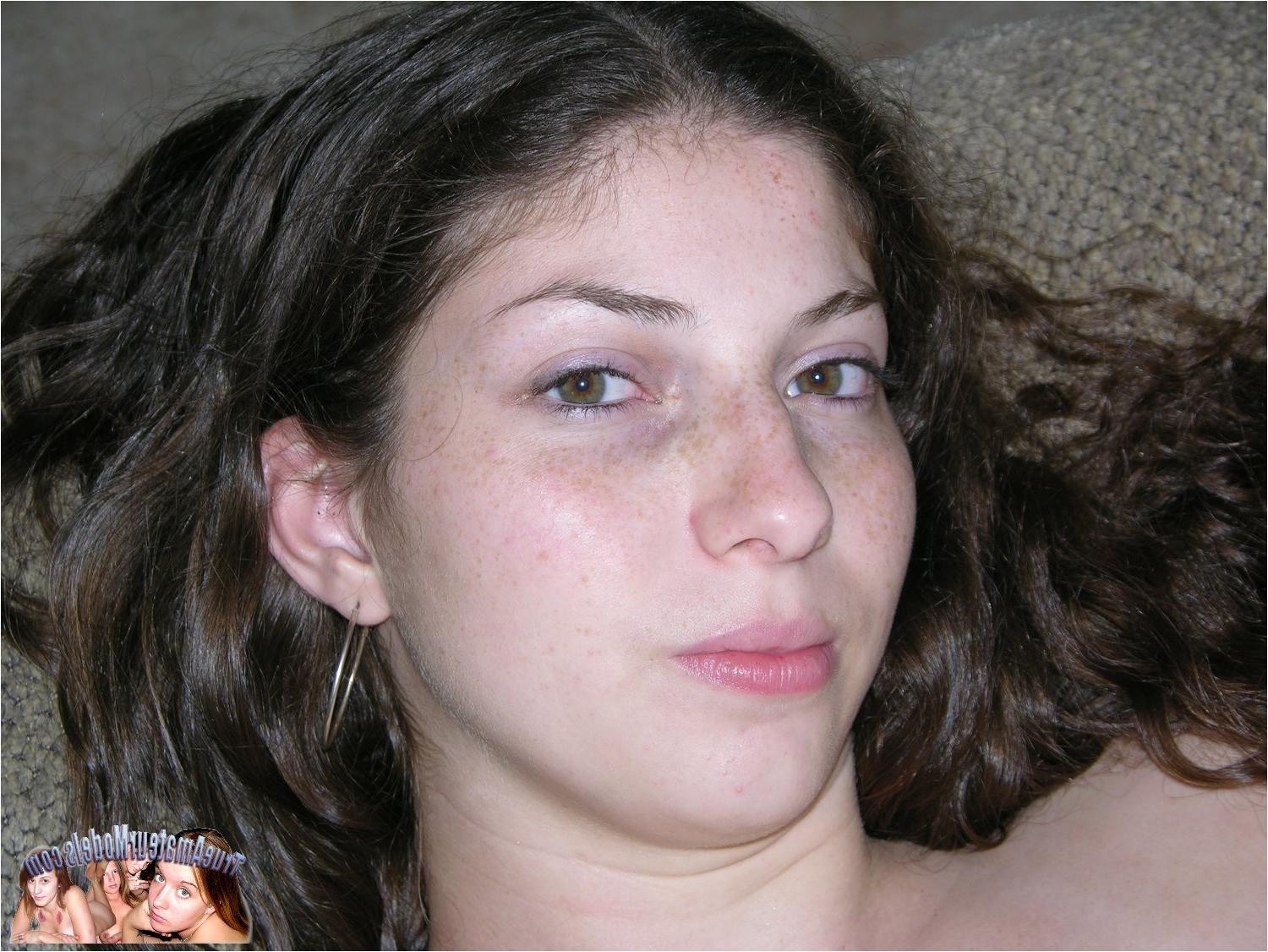 10P Flatchested And Barely Legal Teenager Modeling Nude