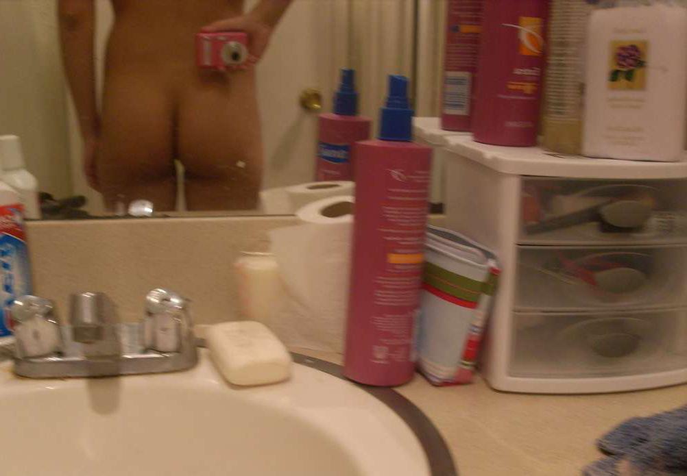 16P Camwhoring hot Latina teen