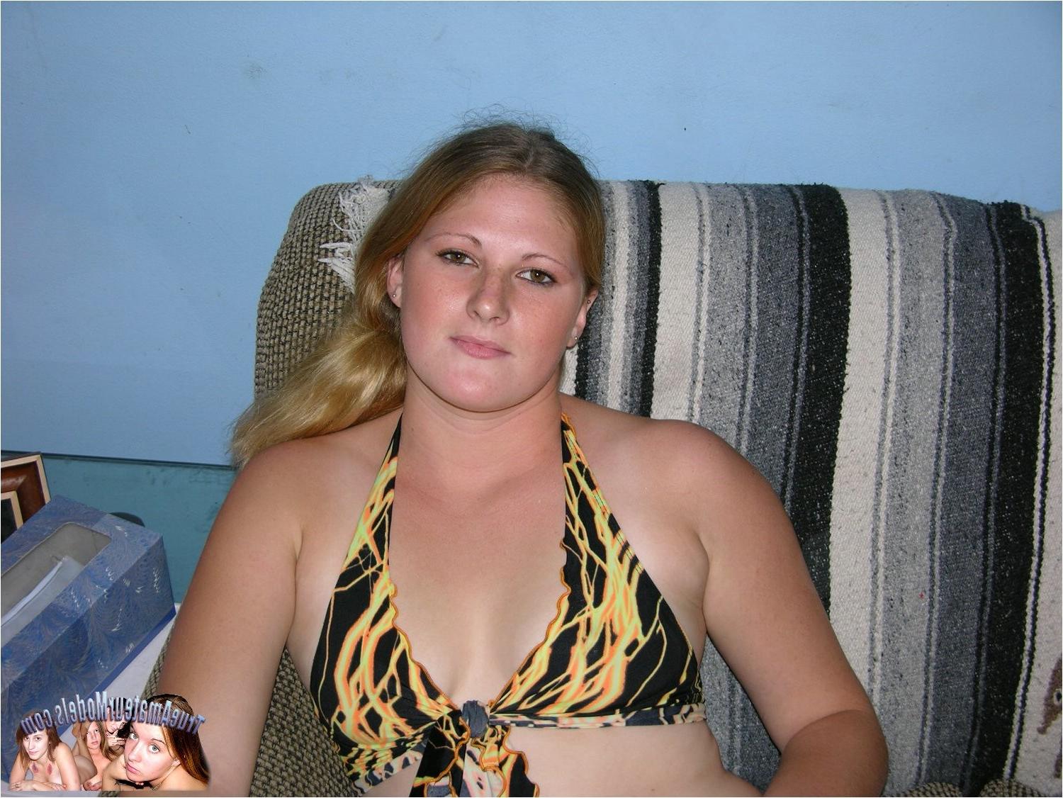 10P Big And Bald Dude Busts His Load In Blonde Teens Mouth
