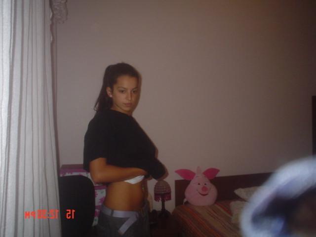 18P Naughty sexy young teen fucking her pussy with a carrot