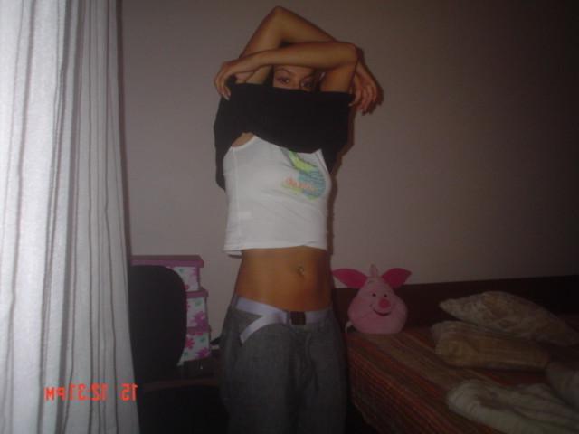 18P Naughty sexy young teen fucking her pussy with a carrot