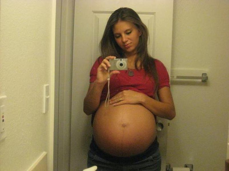 16P Amazing collection of pregnant teen girls