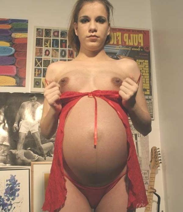 16P Amazing collection of pregnant teen girls