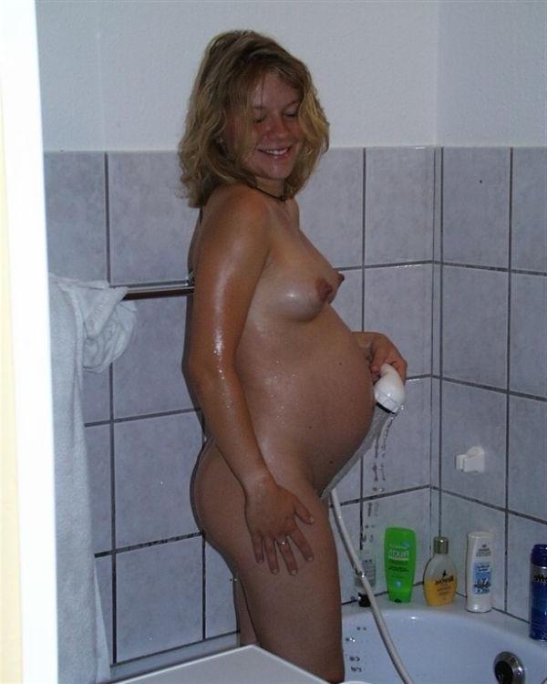 16P Amazing collection of pregnant teen girls