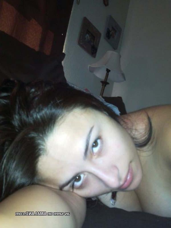 15P Two amateur gorgeous Latina babes