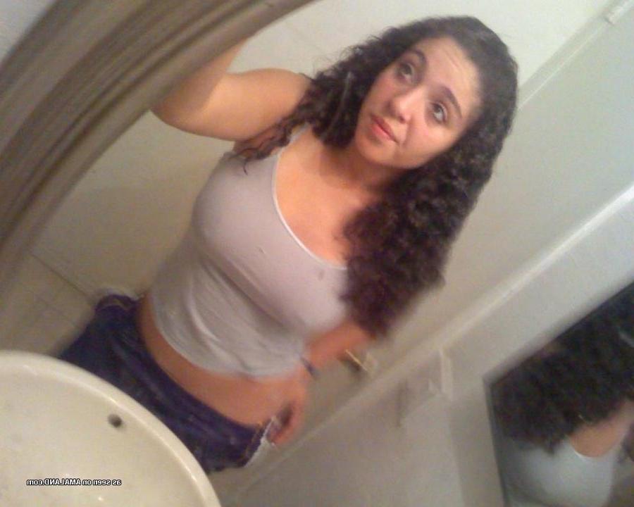 15P Latina GFs camwhoring naked