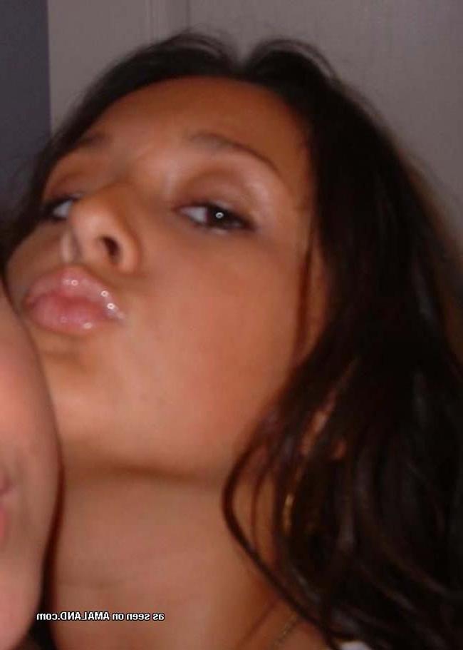 9P Sexy amateur busty vain Latina GF