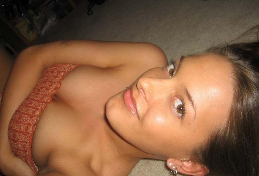 15P Steamy hot and sexy Latina honey