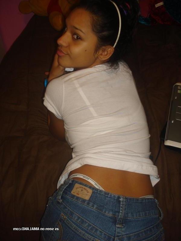 15P Three hot amateur Latina girlfriends