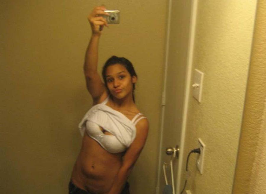 15P Three hot amateur Latina girlfriends