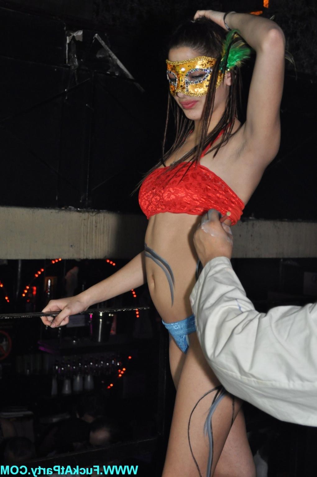 16P Club orgy fuckatparty