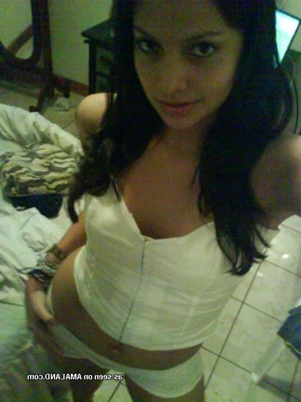 15P Hot and sexy amateur Latina cutie