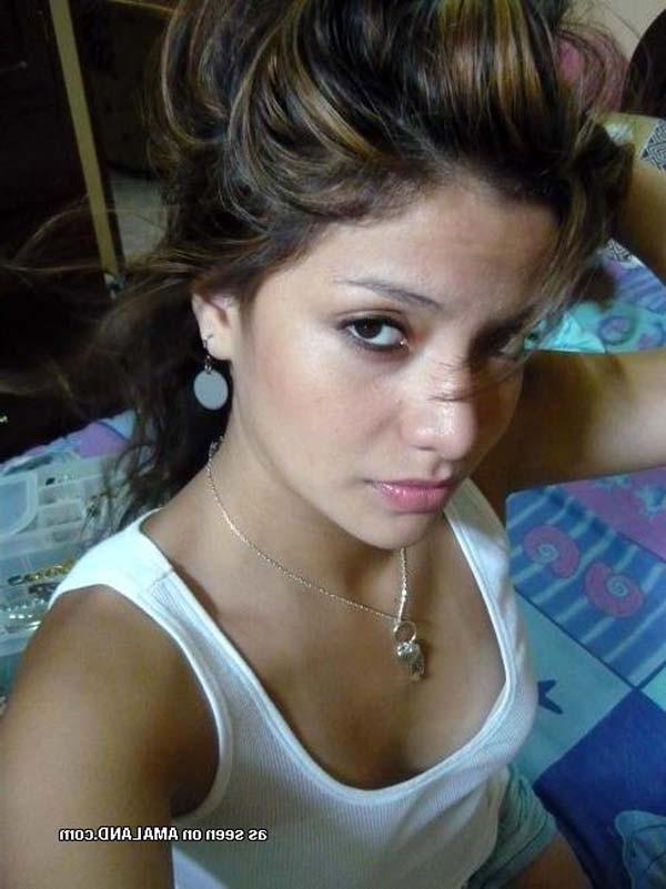 15P Hot and sexy amateur Latina cutie
