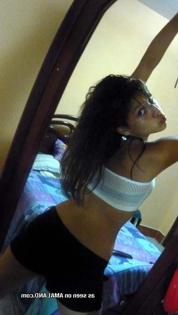 15P Hot and sexy amateur Latina cutie