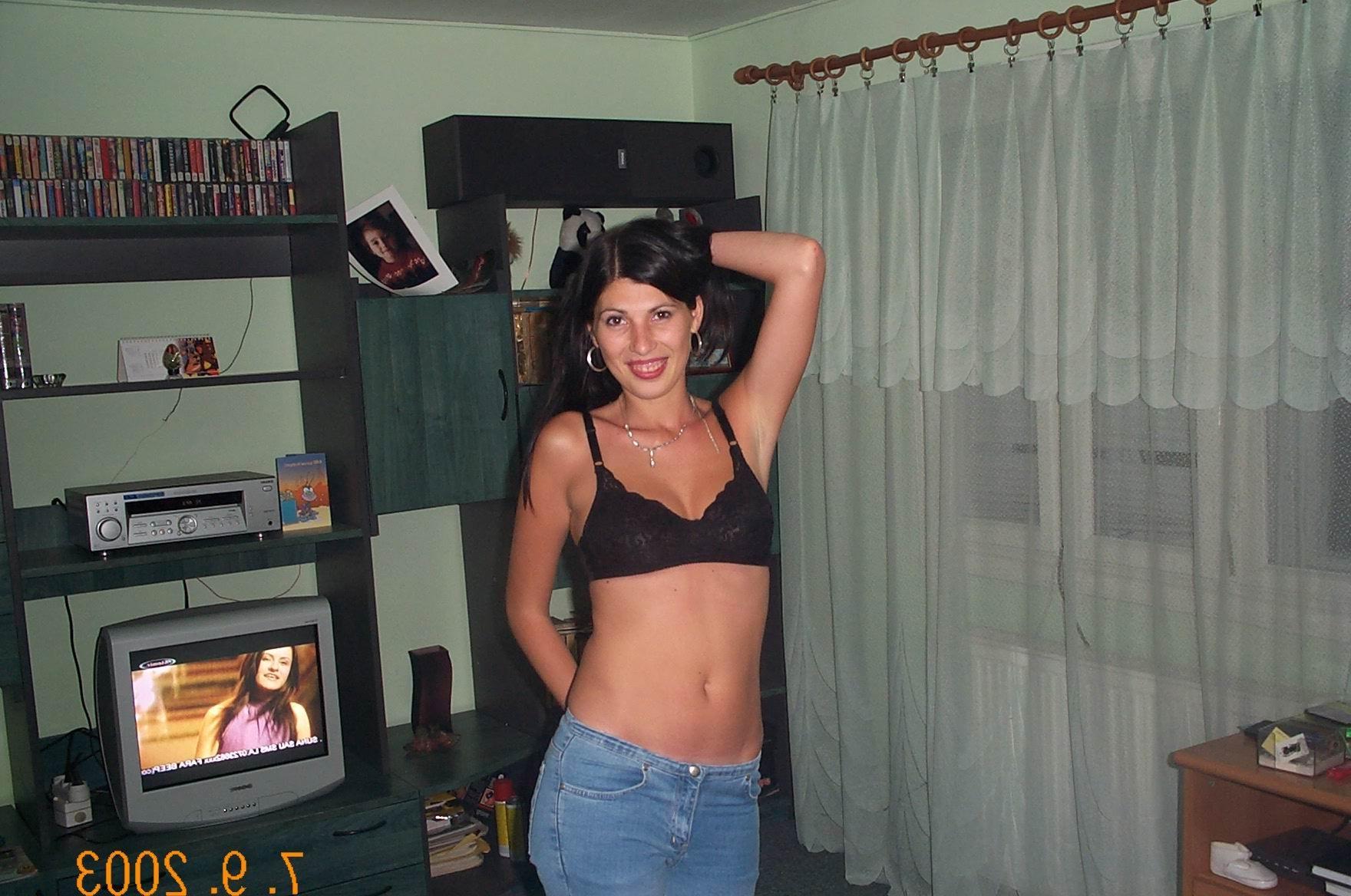 15P Homemade wife whore pics