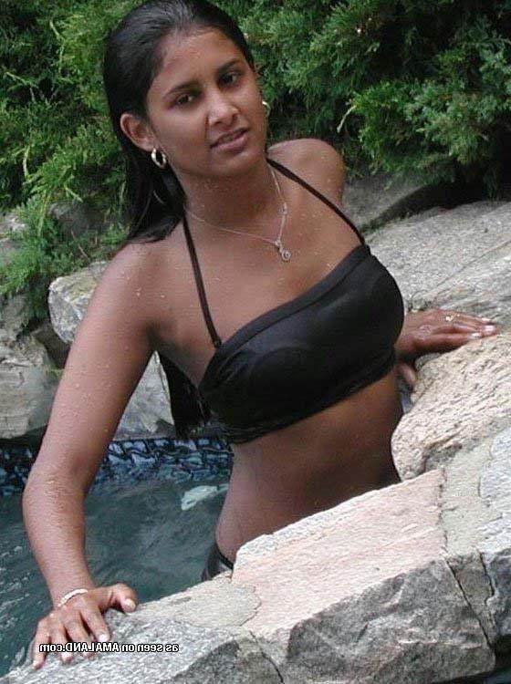 15P Hot Latina babes in their bikinis
