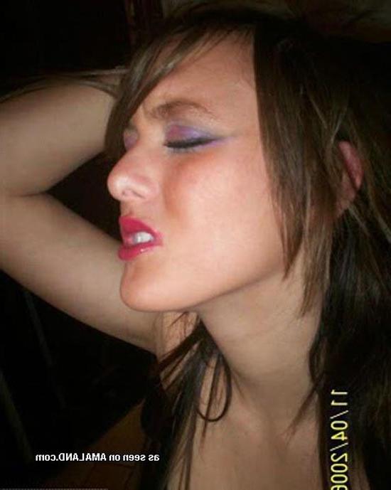 15P Hot Latina GF topless