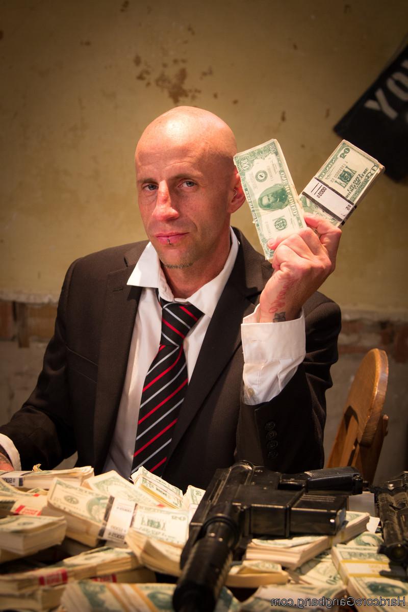20P $50000 dollars to the rock hard cock that can take this cunt down! Do you want a