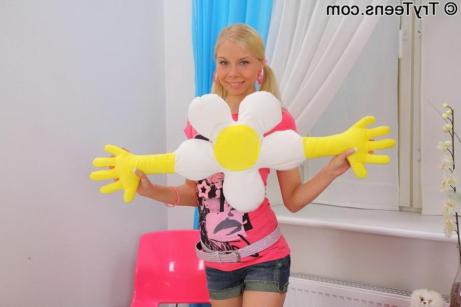 16P Blonde teen Betsey Kite sucks and gets her tight ass drilled