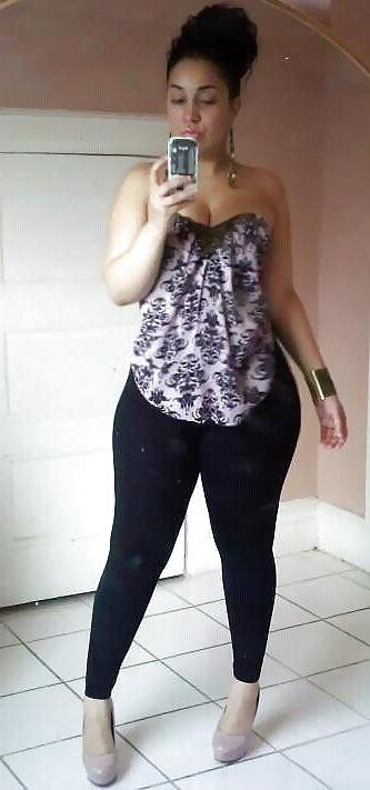 11P Sexy Latina Girl