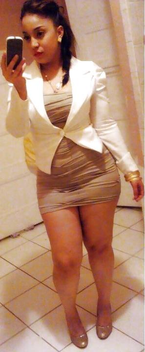 11P Sexy Latina Girl