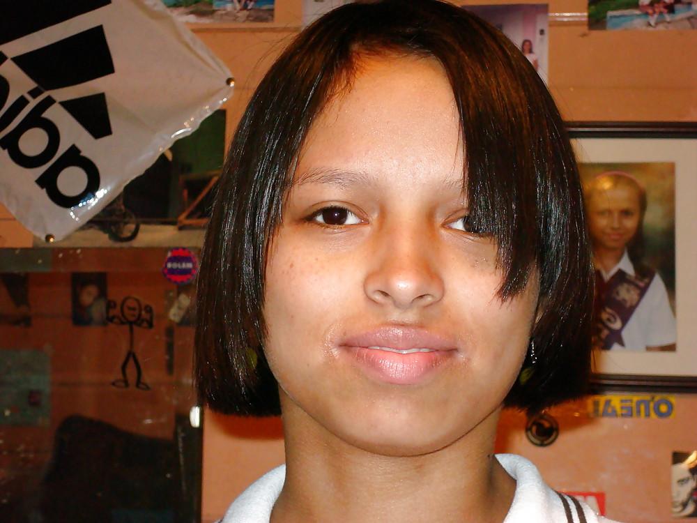 25P HOT LATINA TEEN