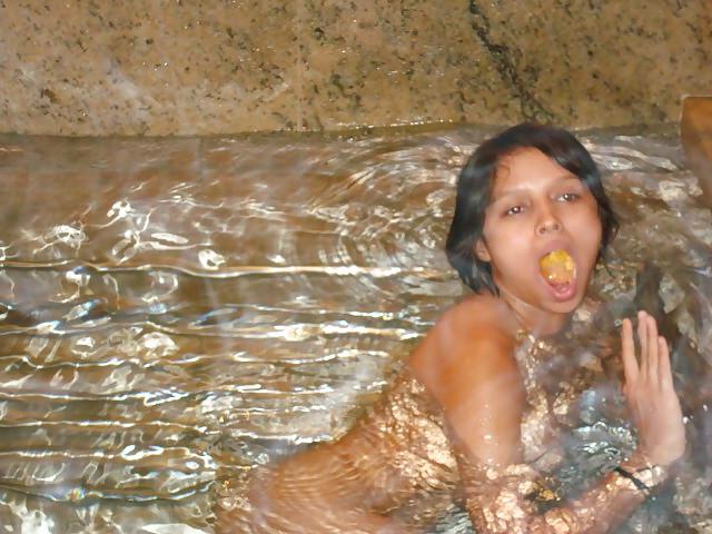 25P HOT LATINA TEEN