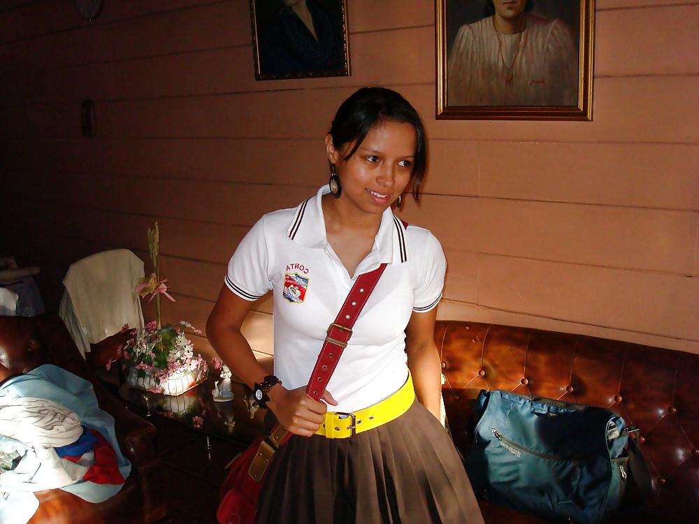 25P HOT LATINA TEEN
