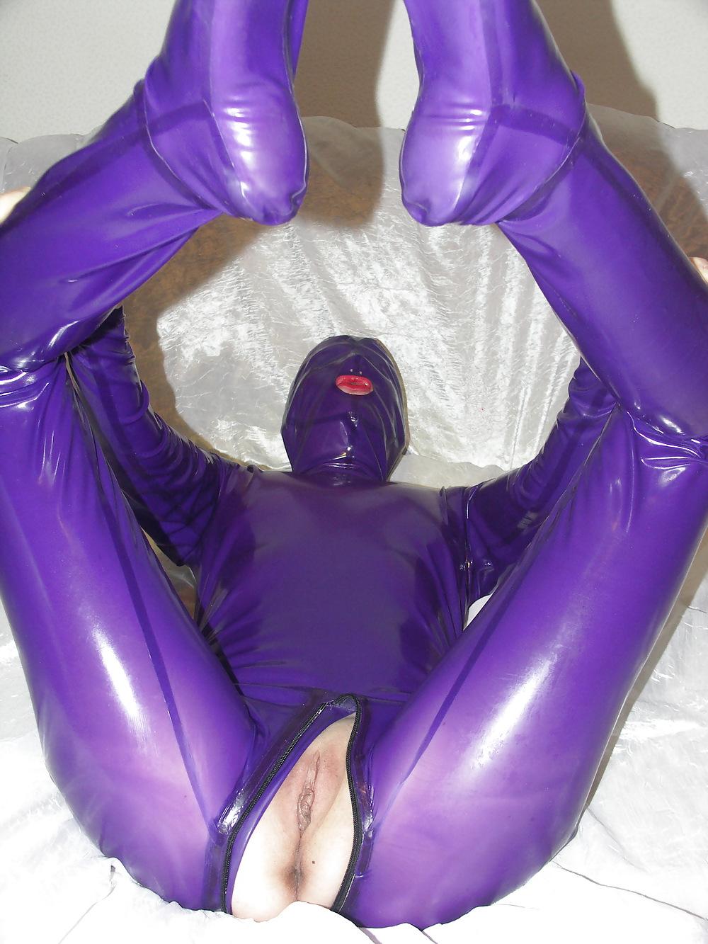 25P Some Latex and other fetishes