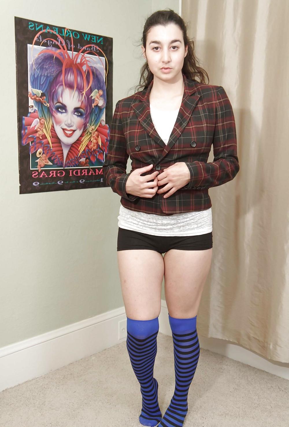 24P HAIRY PLAYFUL TEEN