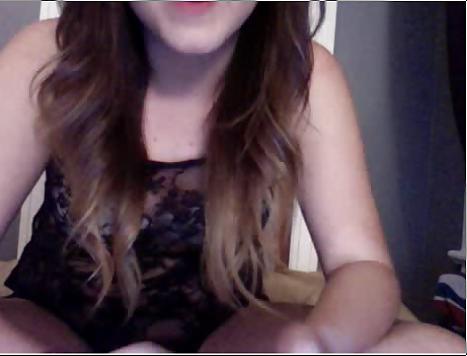 25P Sexy Webcam Girl b b b01