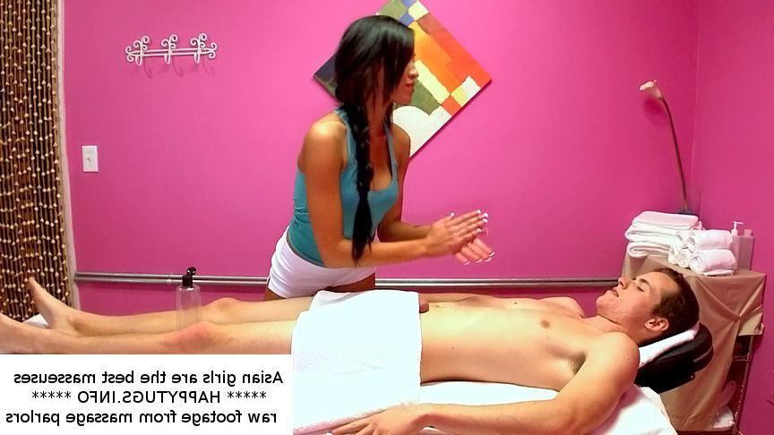 15P Sexy asian masseuse does her amazing massage