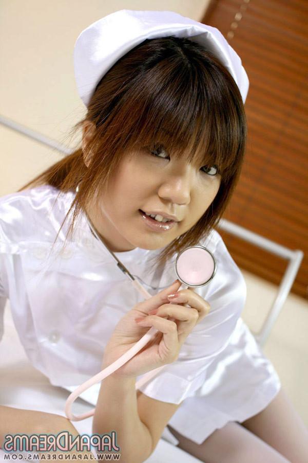 16P Rika in nurse uniform giving handjob
