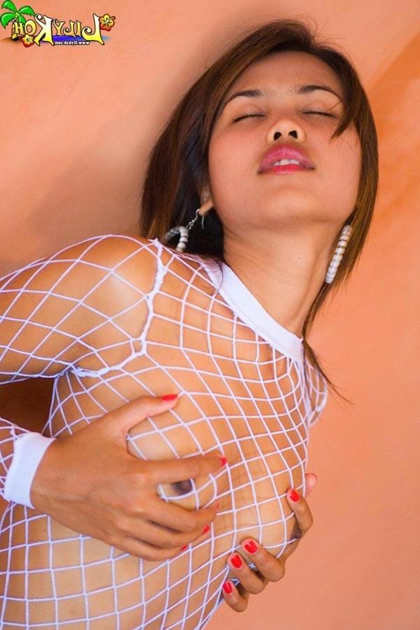 16P Asian in fishnet
