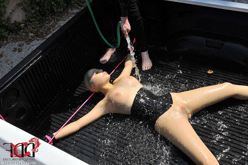 16P Latex Lucy Disciplined With Water