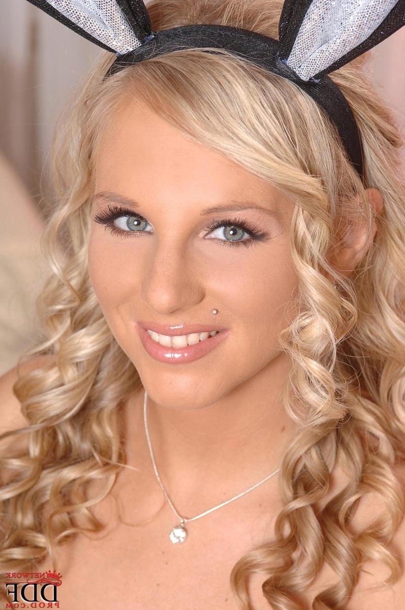 15P Horny fit blonde posing in a sexy uniform