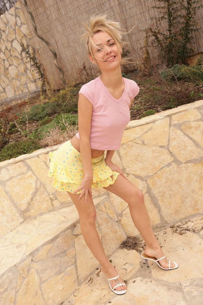 18P Petite blonde teen babe spreads her pussy outdoors