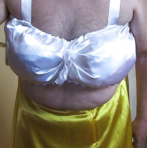 25P Mes satin sissy